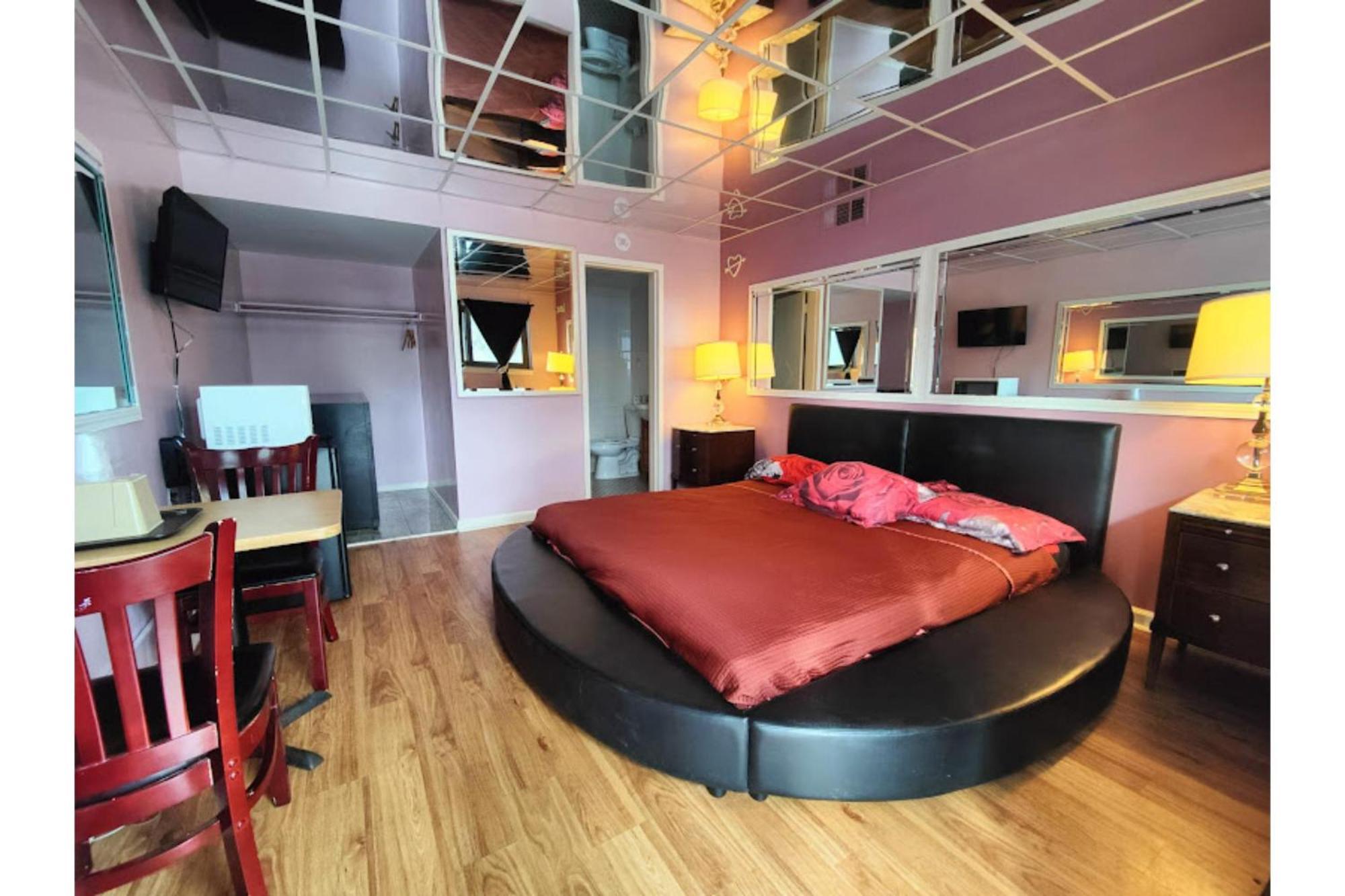 Oyo Hotel Edgebrook Chicago North Shore Buitenkant foto